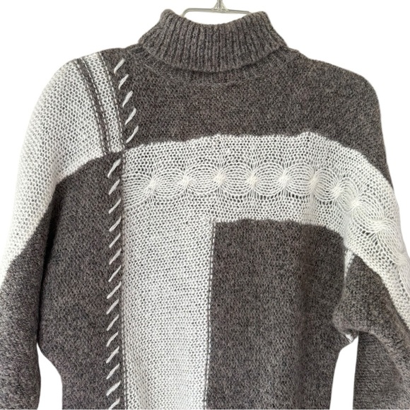 Vtg 80s White Stag Turtleneck Sweater Sz Small White Grey Drop Shoulder Pullover - Picture 3 of 6
